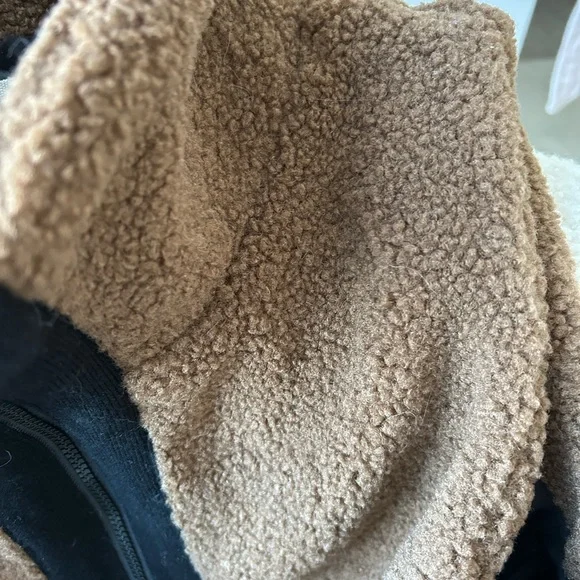 ELAN
Teddy Zip Up Vest - Picture 6 of 8